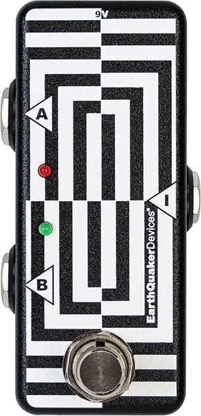 Dernier Modèle Earthquaker devices A/B Box