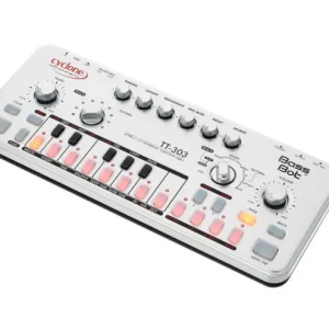 Commander Maintenant Cyclone analogic TT-303 Bass bot V2