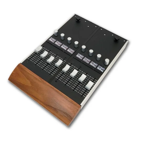 Certifié MakePro X xTend-B10 8MF – Control Surface for StreamDeck