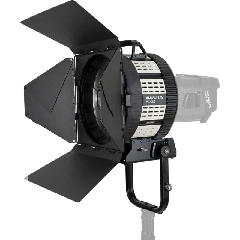 Expédition Rapide Nanlux FL-35 Pole-Operated (NL Mount) – Fresnel Lens