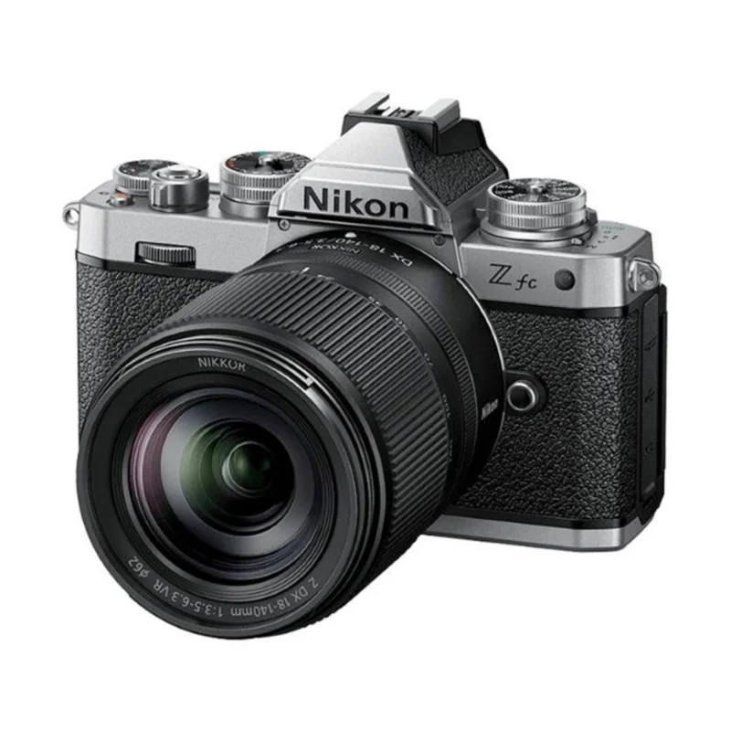 Retour Gratuit NIKON Z FC + 18-140 F/3.5-6.3 VR