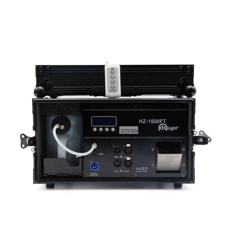 Expédition Rapide HZ-1500FT - Machine à brouillard 1500w en Flight Case